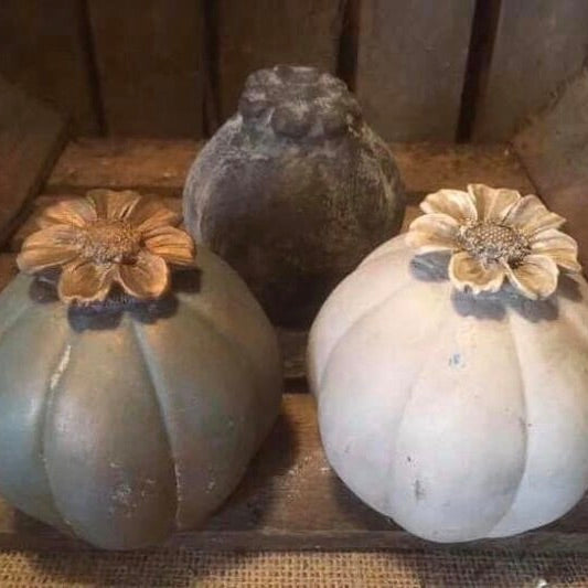 Blomklot 11 cm - Gjutform (lätt begagnad)