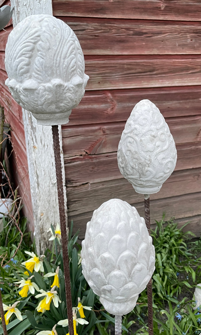 Dekoration på fot - gjutform 21 cm (lätt begagnad)