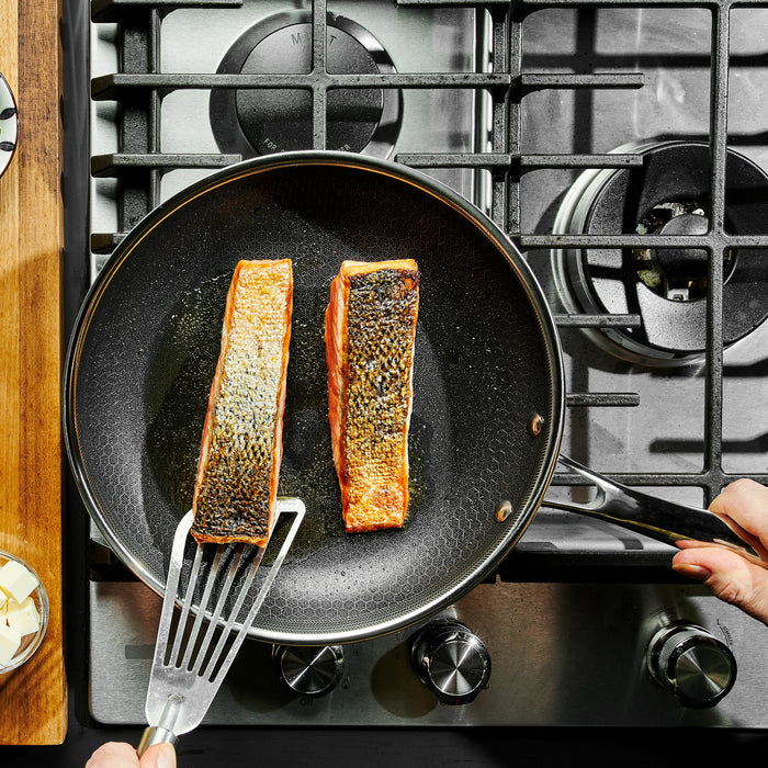 Cooking salmon with the HexClad 10' frying pan
