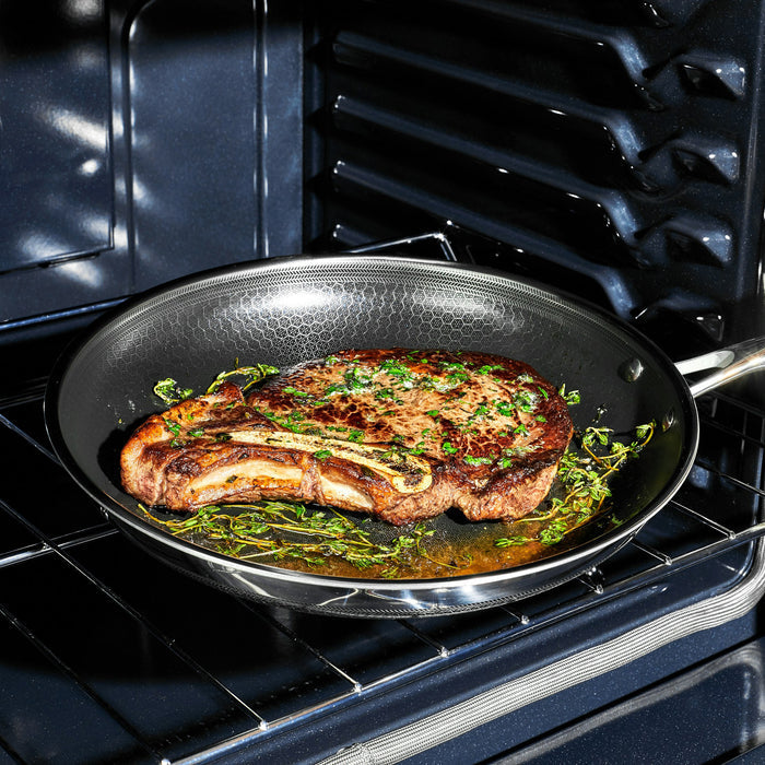 Cooking a steak in the HexClad 12' frying pan