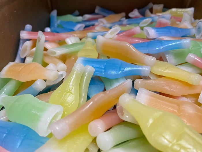 low melting point (30°c) wax construction that softens in the mouth for a chewy, interactive eating experience