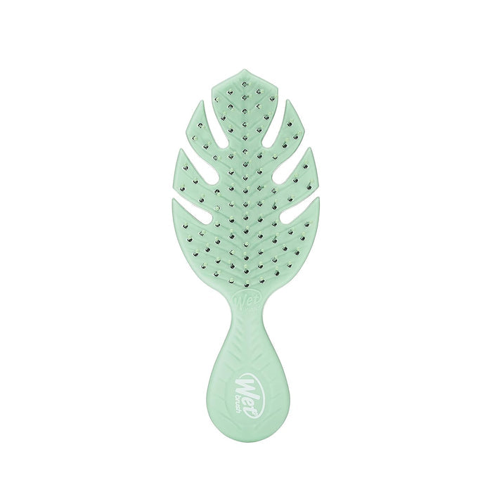 ultra-soft intelliflex bristles that glide through tangles without pulling