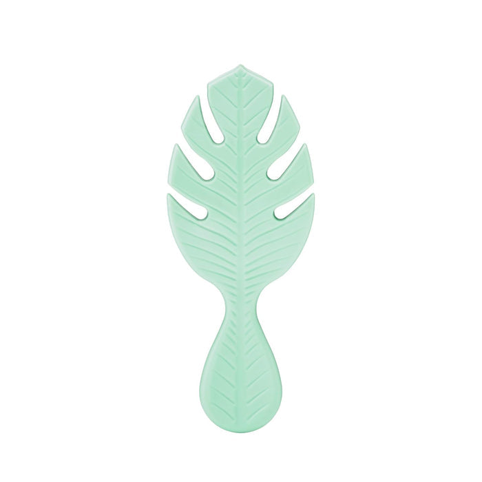 brush body made with 55% plant-based plastic for reduced environmental footprint